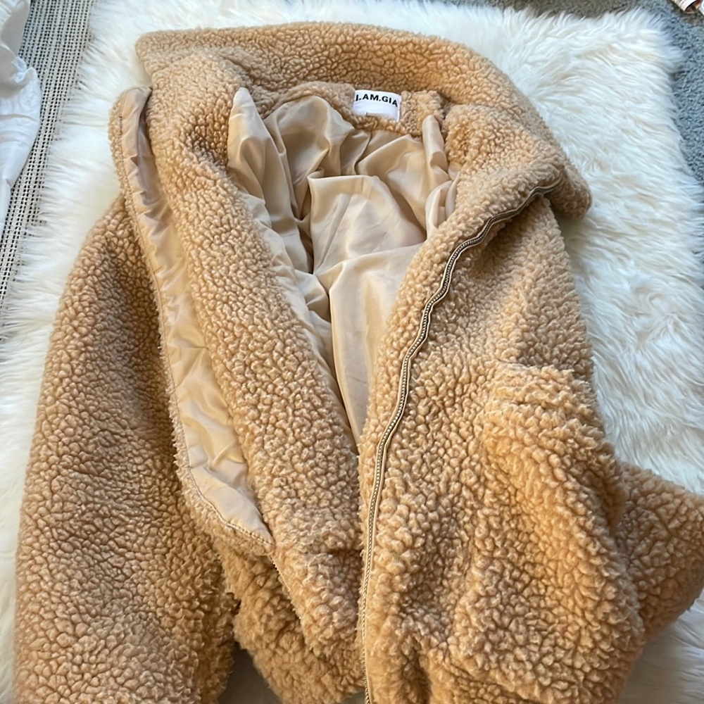 I.AM.GIA Teddy coat!